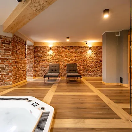 Aparthotel Na Pagorku Limanowa *